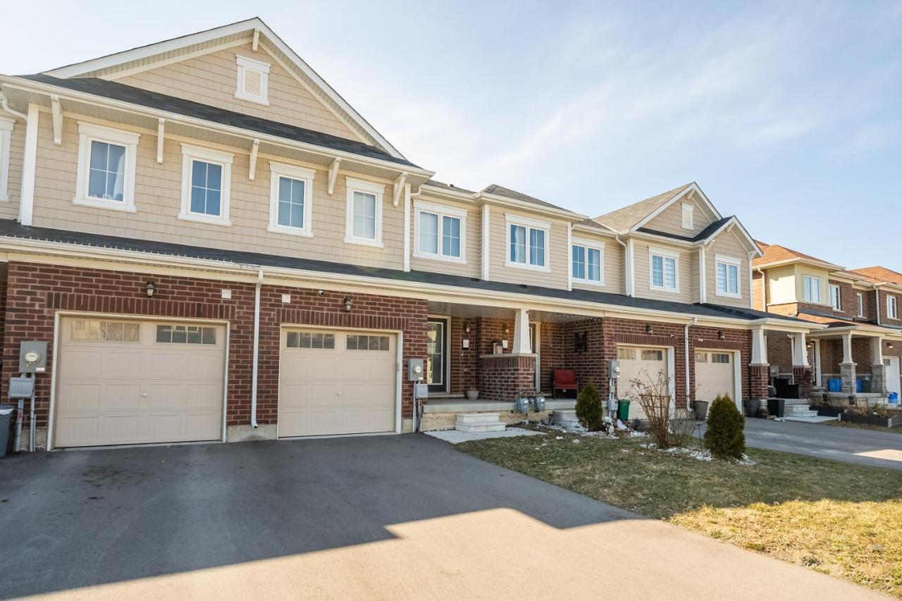 New 3Br Townhouse, Minutes To Niagara Falls And Brock University By Globalstay 索罗尔德 外观 照片
