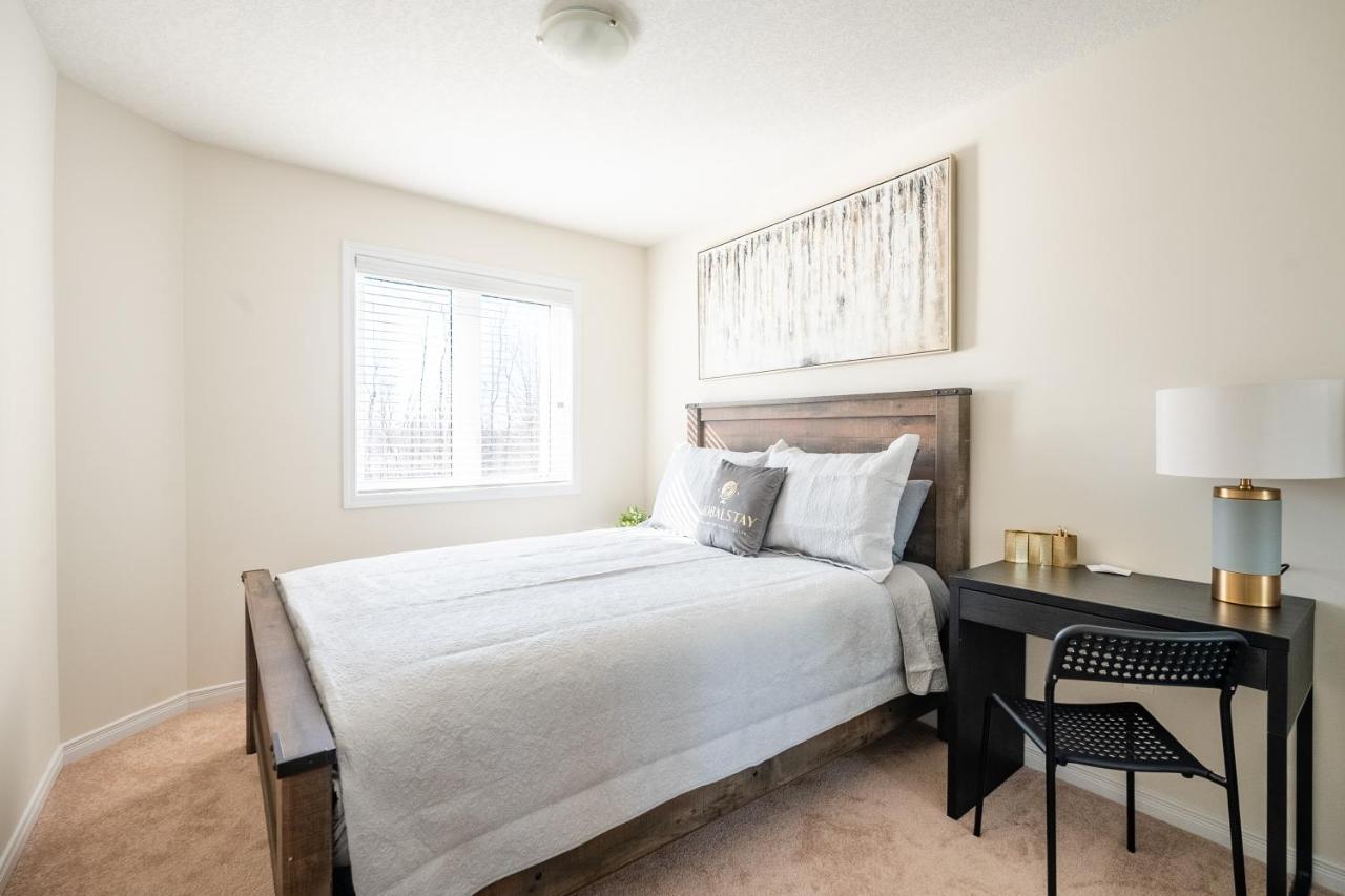 New 3Br Townhouse, Minutes To Niagara Falls And Brock University By Globalstay 索罗尔德 外观 照片