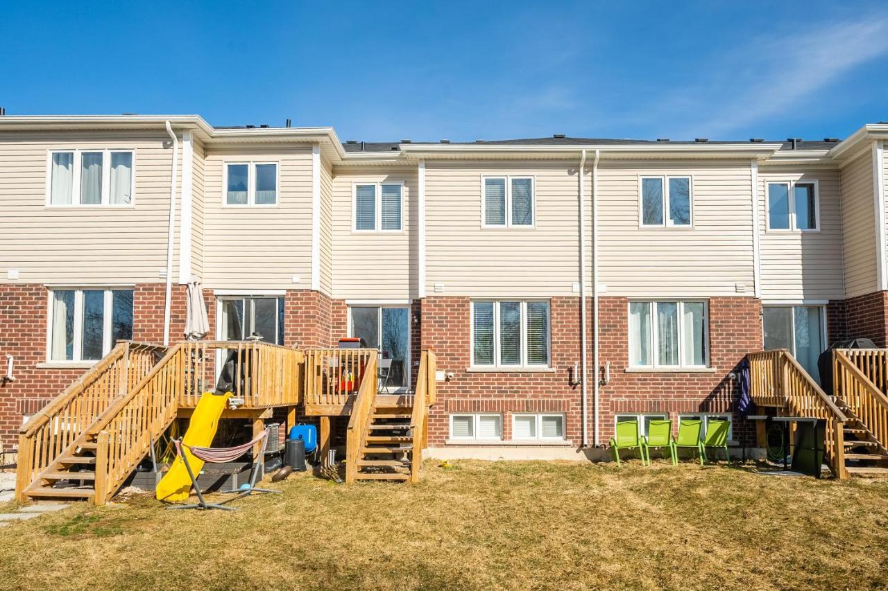 New 3Br Townhouse, Minutes To Niagara Falls And Brock University By Globalstay 索罗尔德 外观 照片