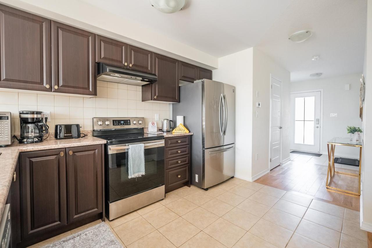 New 3Br Townhouse, Minutes To Niagara Falls And Brock University By Globalstay 索罗尔德 外观 照片